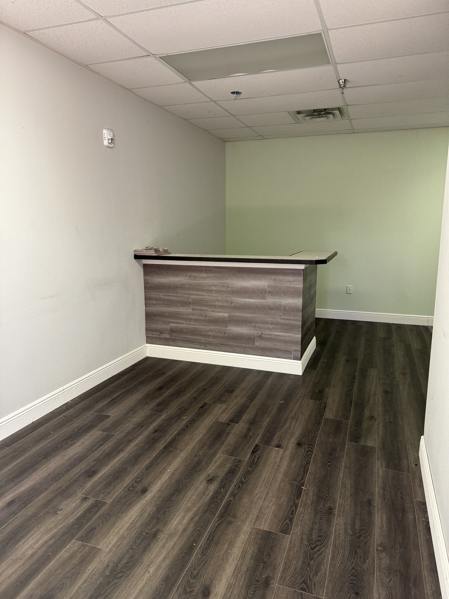 7601-7625 Little Rd, New Port Richey, FL for lease Lobby- Image 1 of 6