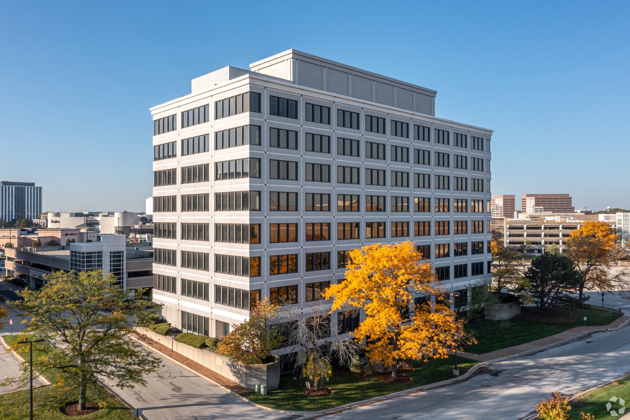 1200 Harger Rd, Oak Brook, IL for lease Primary Photo- Image 1 of 15