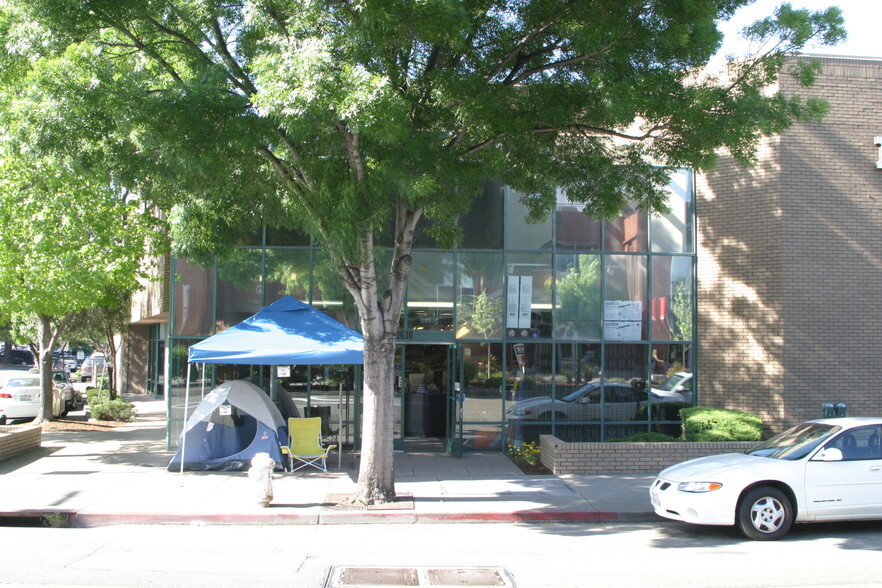 1630 Mt Diablo Blvd, Walnut Creek, CA for lease - Building Photo - Image 2 of 8