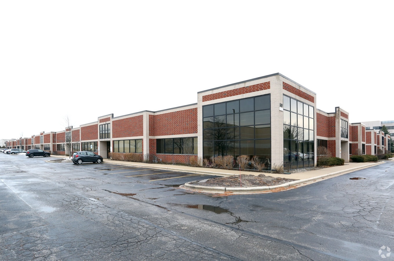 50 Lakeview Pky, Vernon Hills, IL 60061