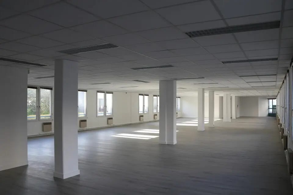 Office in Le Havre for lease Interior Photo- Image 1 of 2