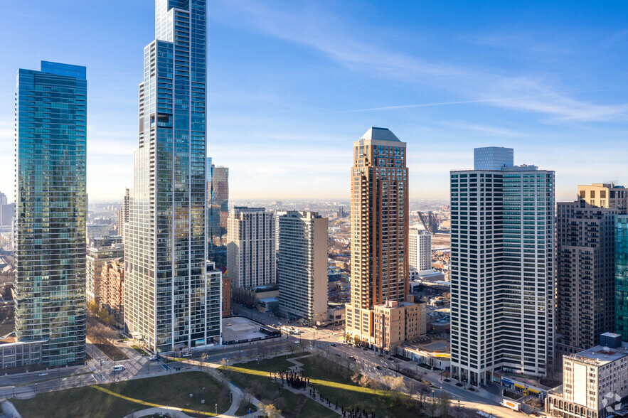 1212 S Michigan Ave, Chicago, IL for lease - Aerial - Image 3 of 38