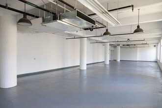 140 58th St, Brooklyn, NY for lease Interior Photo- Image 2 of 6