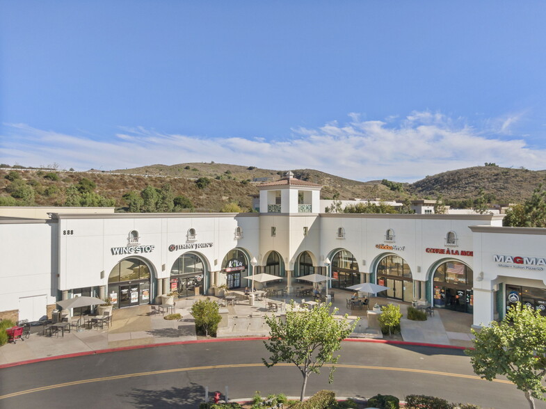 874-888 New Los Angeles Ave, Moorpark, CA for lease - Primary Photo - Image 1 of 24