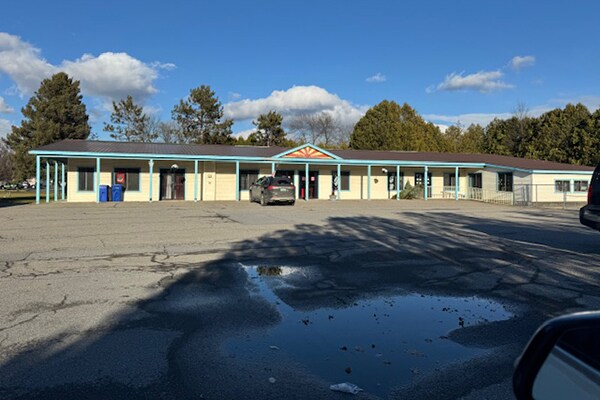 17 Drew Ln, Shelburne, VT for sale Primary Photo- Image 1 of 1