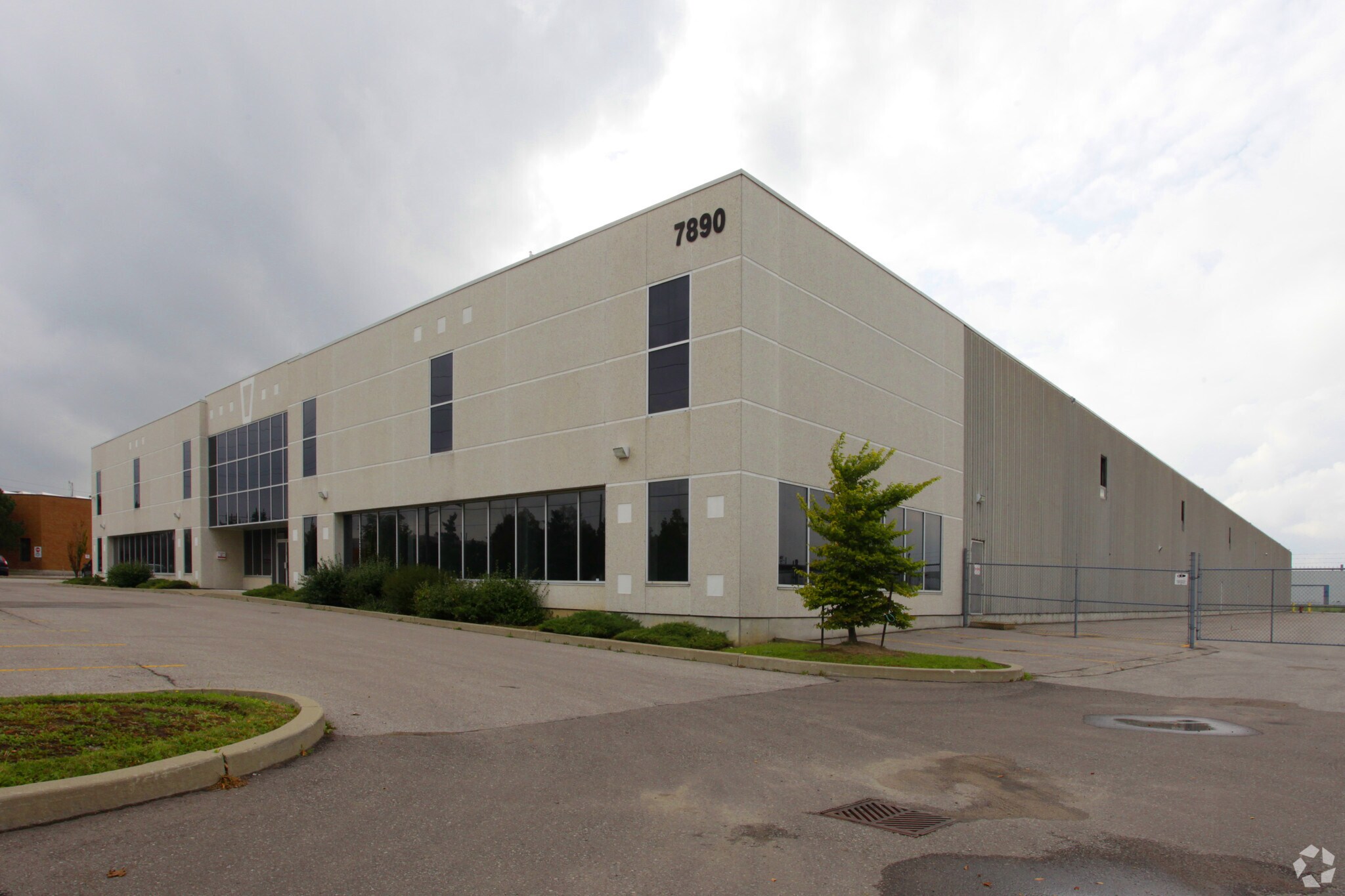 7890 Tranmere Dr, Mississauga, ON for sale Primary Photo- Image 1 of 1