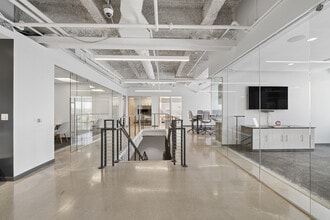 6420 Wilshire Blvd, Los Angeles, CA for lease Interior Photo- Image 1 of 8