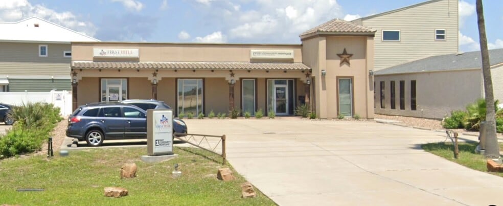 14641 S Padre Island Dr, Corpus Christi, TX for lease - Building Photo - Image 1 of 9