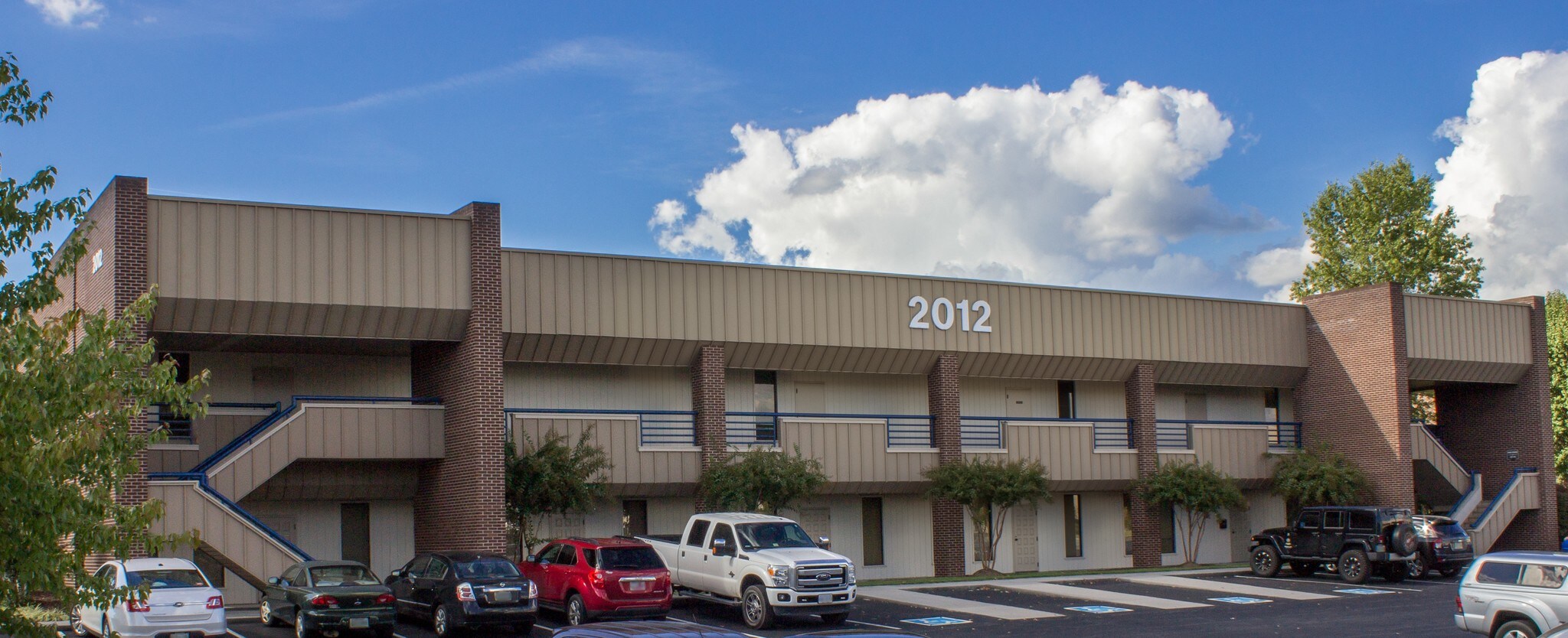 2012 Brookside Dr, Kingsport, TN for sale Building Photo- Image 1 of 1