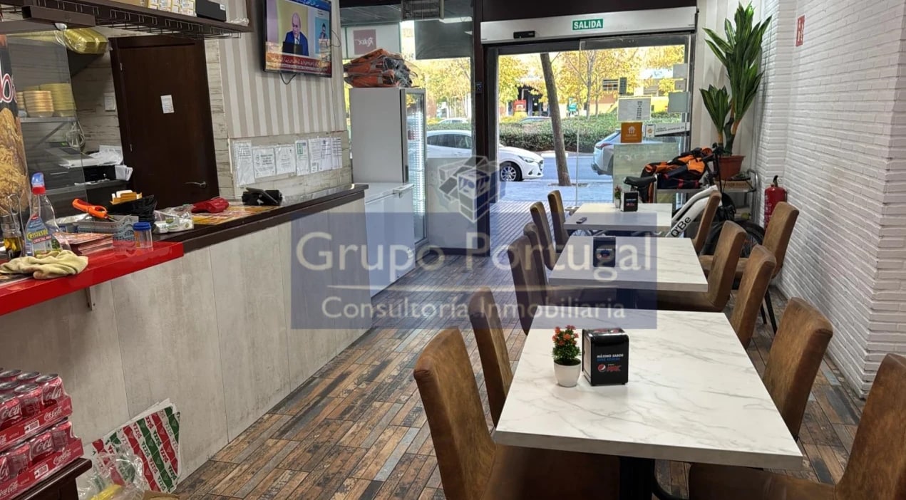 Retail in Madrid, Madrid for lease Interior Photo- Image 1 of 4