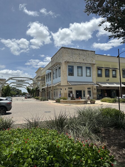 15900 La Cantera Pky, San Antonio, TX for lease - Building Photo - Image 1 of 18