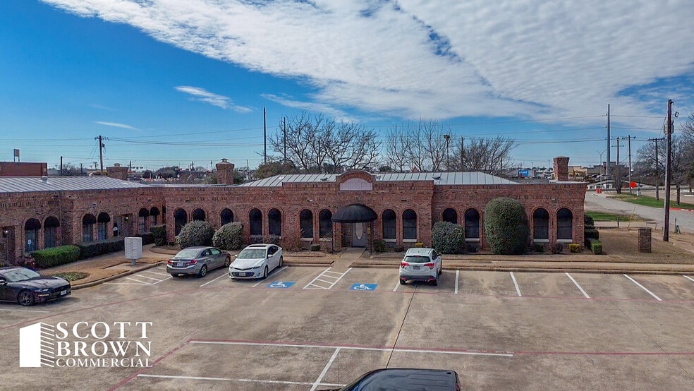 131 Degan Ave, Lewisville, TX for lease - Building Photo - Image 2 of 10