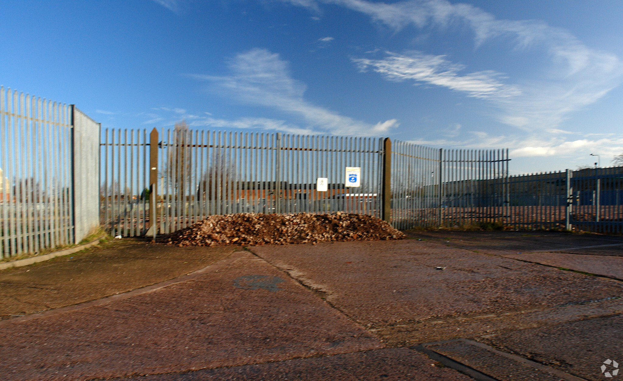 3 Bruntwood Staffs Cinder Rd, Burntwood for sale Primary Photo- Image 1 of 1