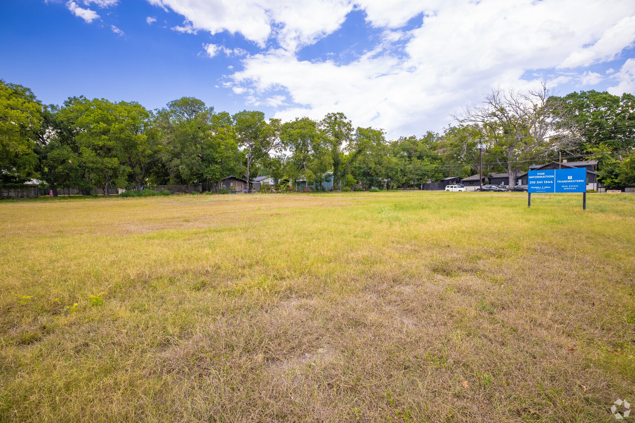 135 Pecan St, Boerne, TX for sale Primary Photo- Image 1 of 1