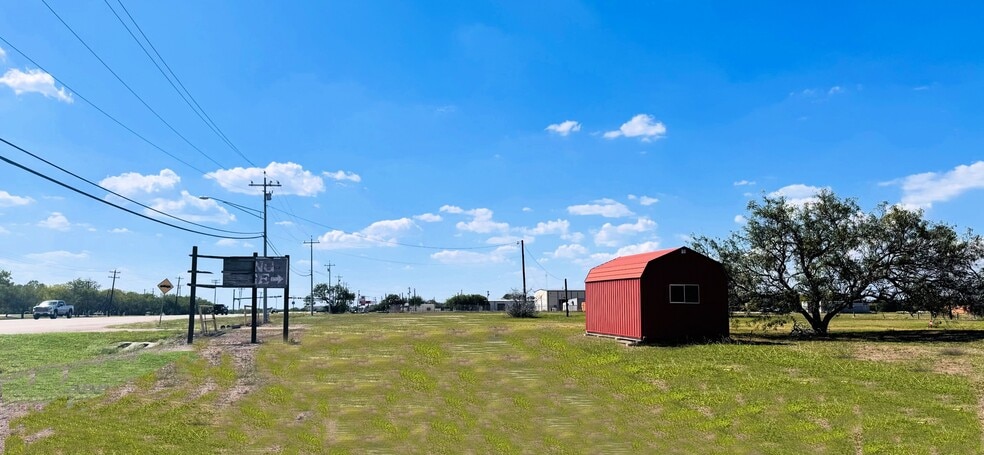 Northwest Blvd - 4.619 AC Blvd, Robstown, TX for sale - Primary Photo - Image 1 of 1