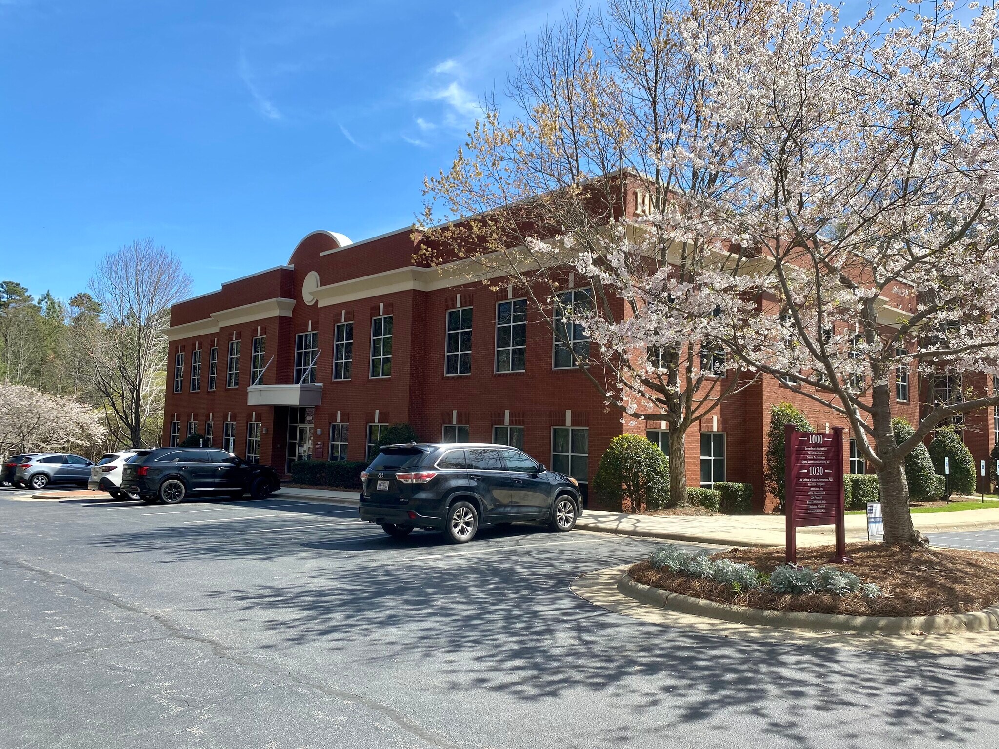 1000 Southhill Rd, Cary, NC 27513 1000 Southhill Drive