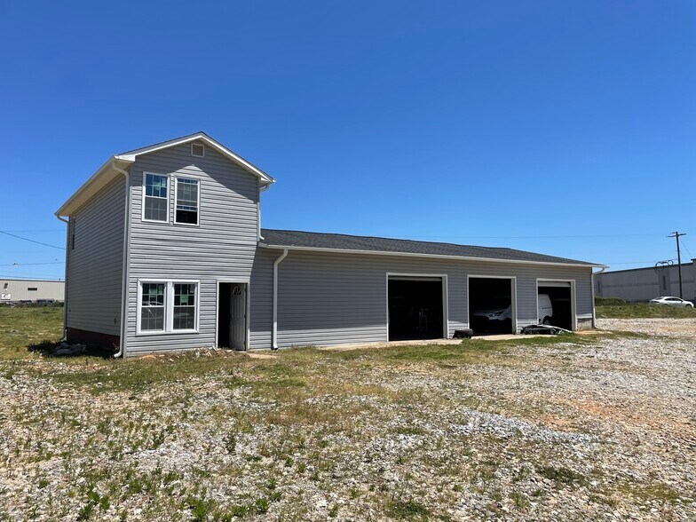 2537 Abner Creek Rd, Greer, SC 29651 Industrial for Sale