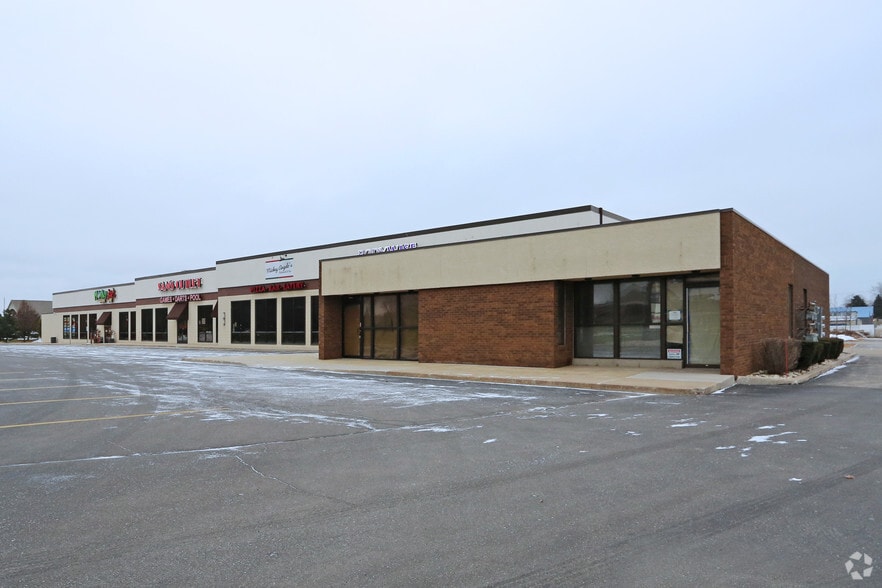 4235-4237 Green Bay Rd, Kenosha, WI for sale - Building Photo - Image 1 of 15