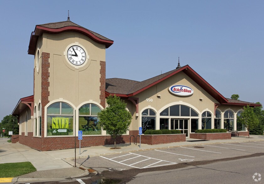 550 Lake Dr, Chanhassen, MN, 55317 Freestanding Property For Sale