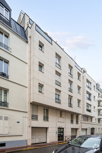 Multifamily in Levallois-Perret for sale - Building Photo - Image 2 of 4