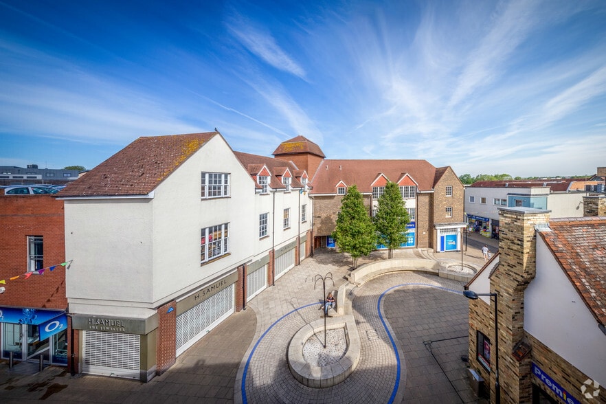 St. Benedicts Ct, Huntingdon for sale - Primary Photo - Image 1 of 1