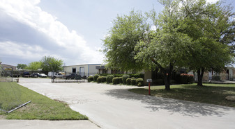 5228 Kaltenbrun Rd, Fort Worth TX - Warehouse