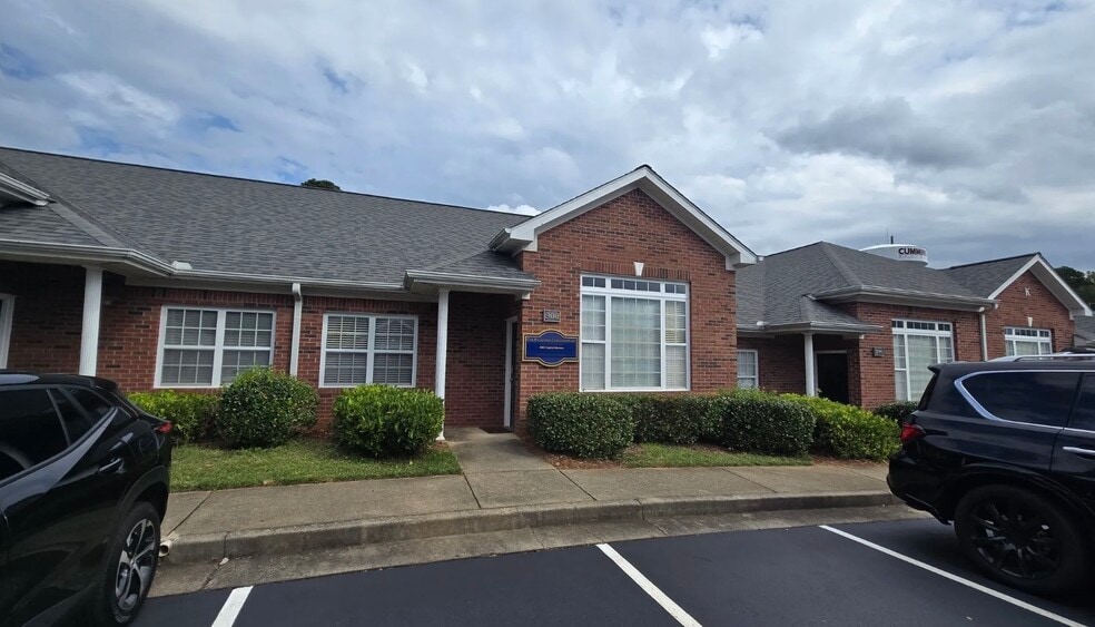 416 Pirkle Ferry Rd, Cumming, GA for lease - Building Photo - Image 2 of 3