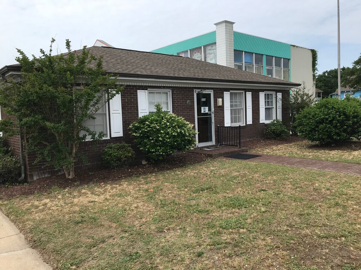 201203 Lumberton Ave, Carolina Beach, NC 28428