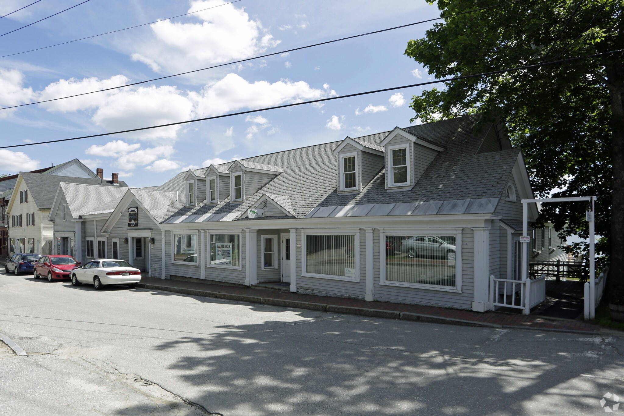 35 Water St, Wiscasset, ME for sale Primary Photo- Image 1 of 1