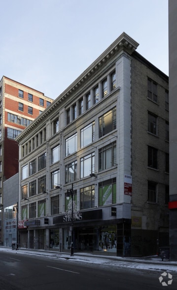 482-488 Rue Sainte-Catherine O, Montréal, QC for sale - Building Photo - Image 2 of 9