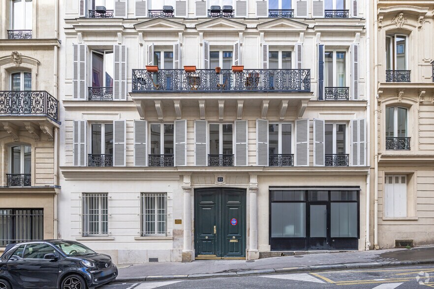 85 Rue Taitbout, Paris for sale - Building Photo - Image 2 of 18