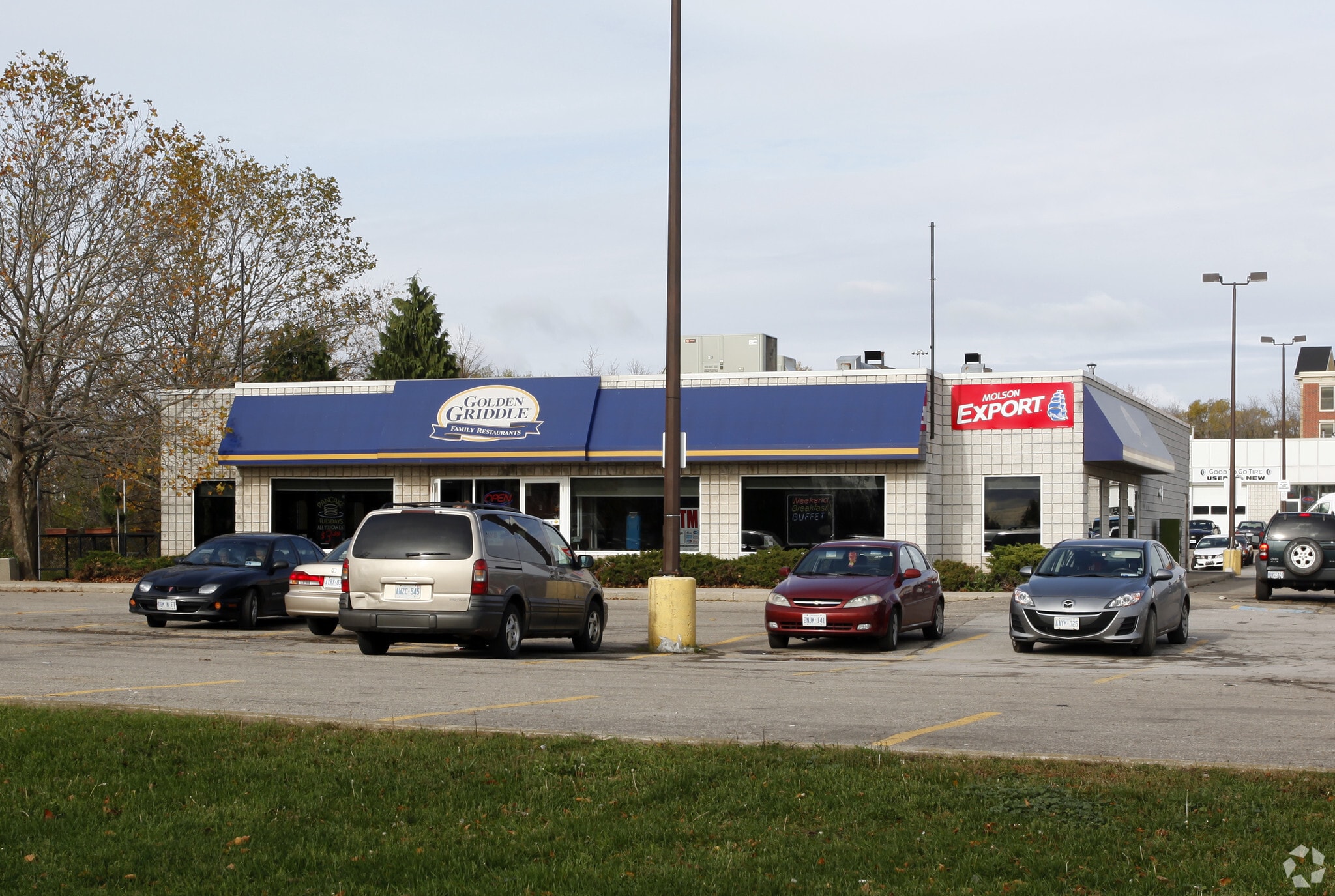 3485 Harvester Rd, Burlington, ON for sale Primary Photo- Image 1 of 1