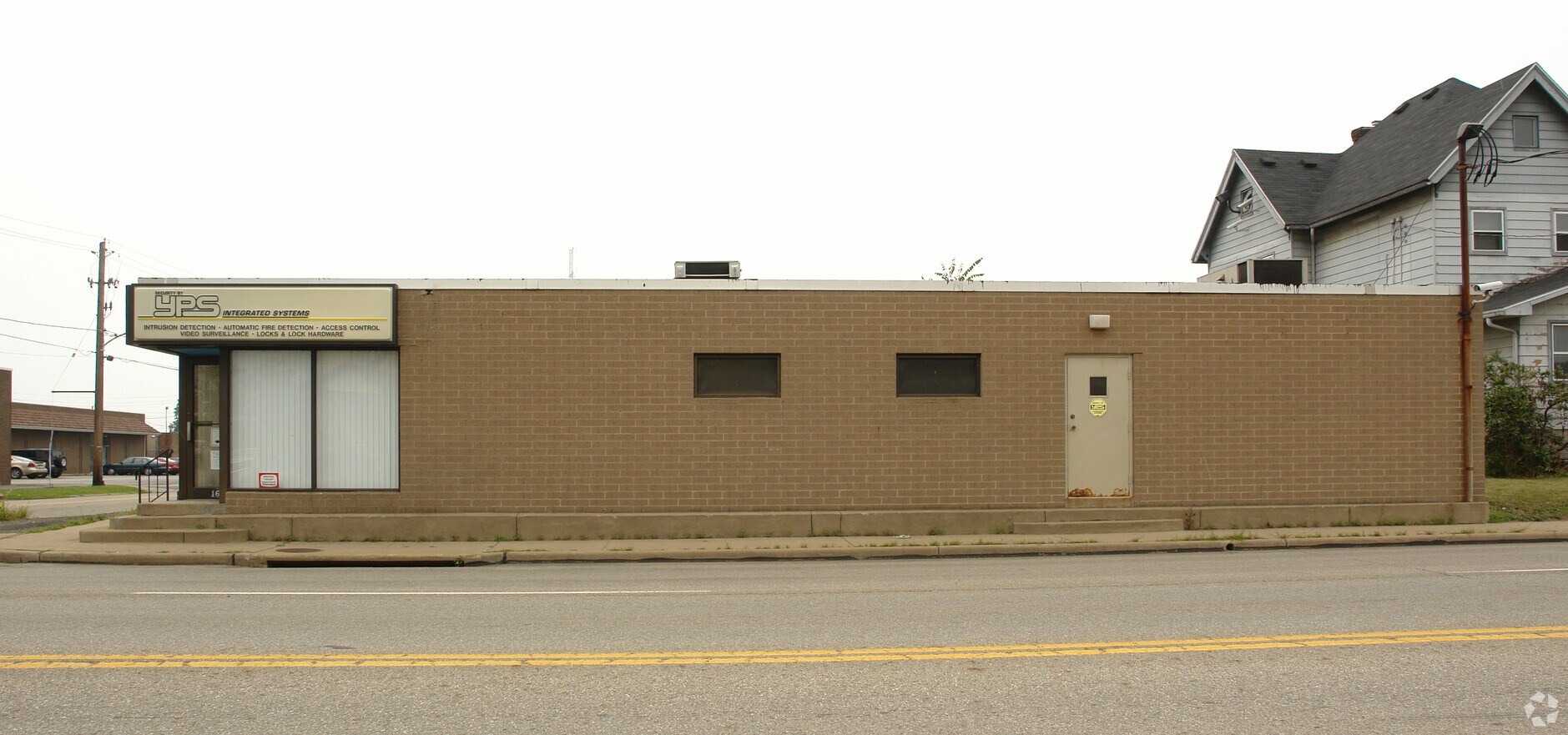 166 Elm Rd, Warren, OH 44483