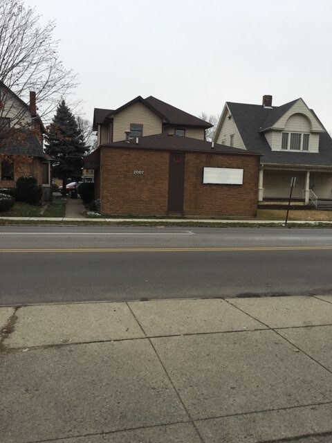 2007 Central Ave, Middletown, OH for sale Primary Photo- Image 1 of 1