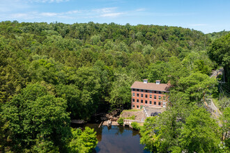 27 Glen Rd, Sandy Hook, CT - AERIAL  map view