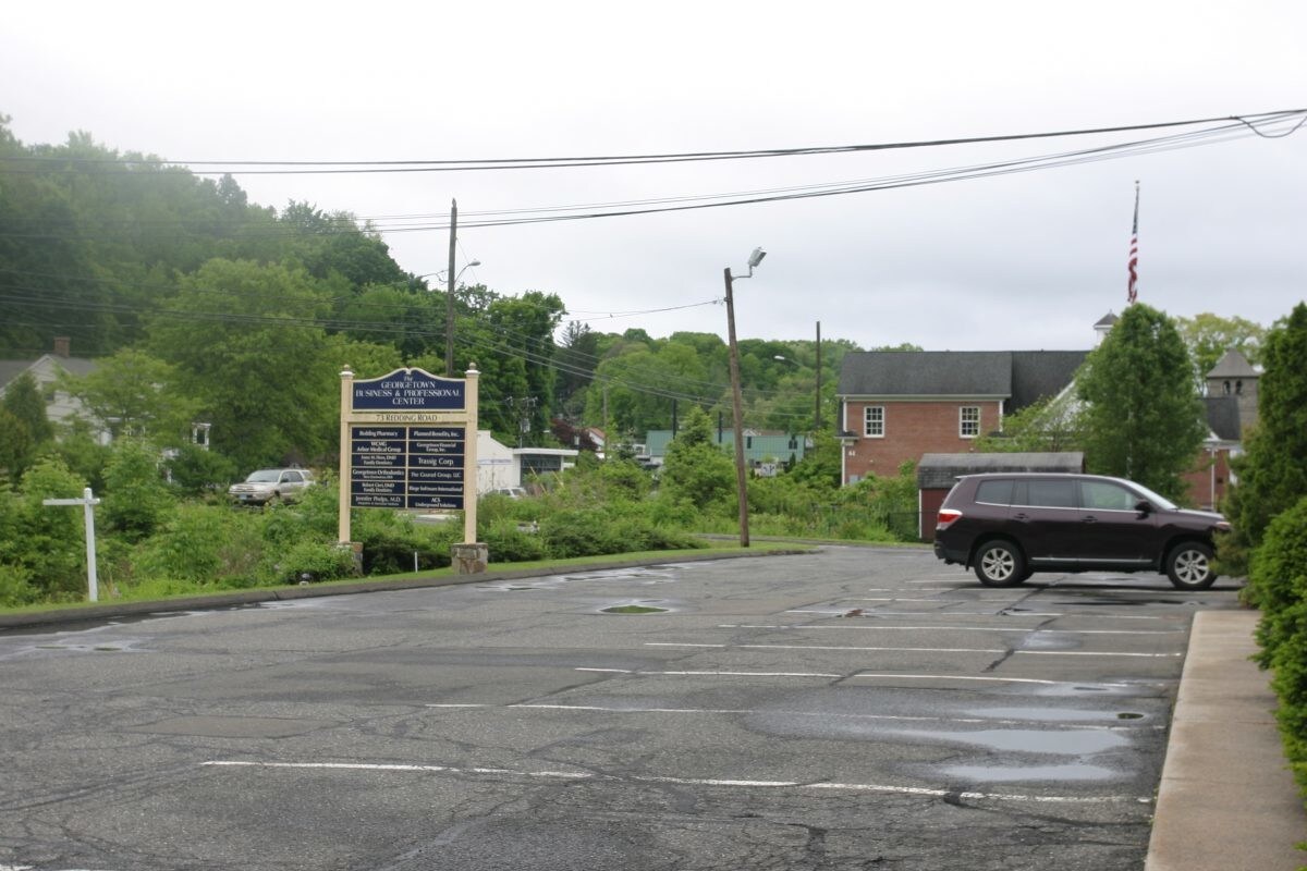 73 Redding Rd, Redding, CT 06896 The Business