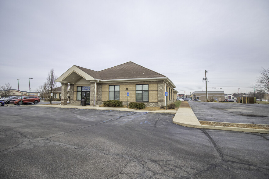 720 W Navajo St, West Lafayette, IN for lease - Building Photo - Image 3 of 21