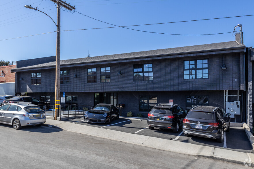 113-117 Sierra St, El Segundo, CA for lease - Building Photo - Image 2 of 34