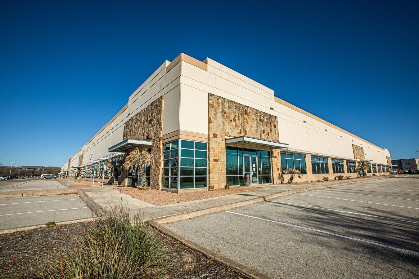 654 Richland Hills Dr, San Antonio, TX 78245 Westpointe Corporate