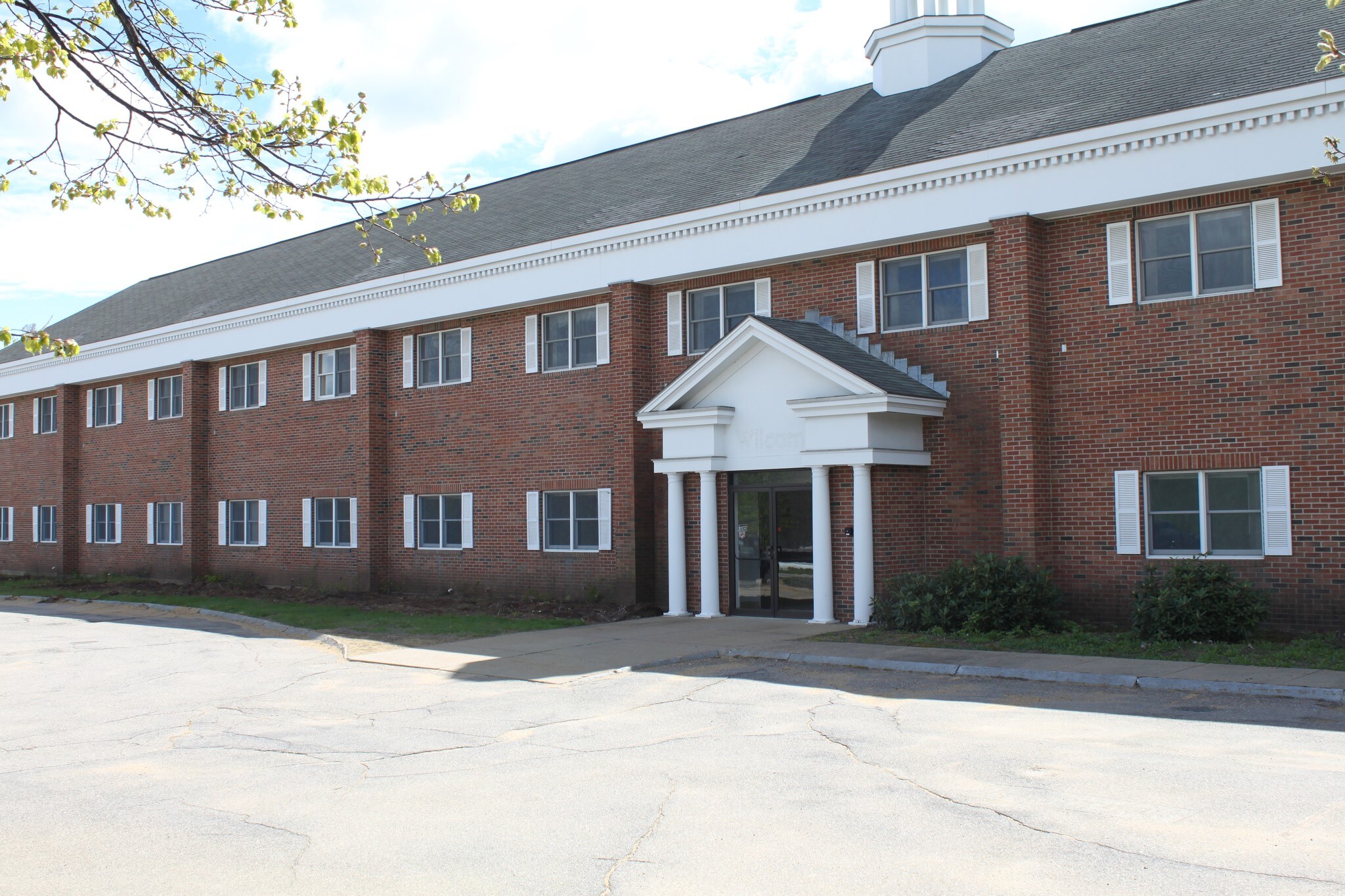 73 Daniel Webster Hwy, Belmont, NH for sale Building Photo- Image 1 of 1