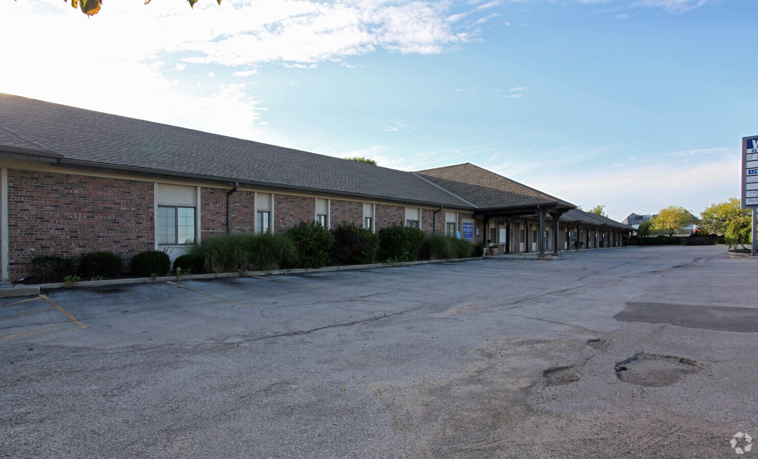 13010 White Ave, Grandview, MO 64030