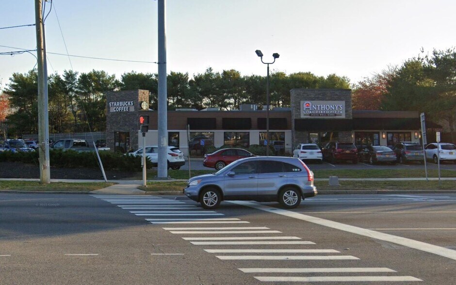 4180 Veterans Memorial Hwy, Bohemia, NY 11716