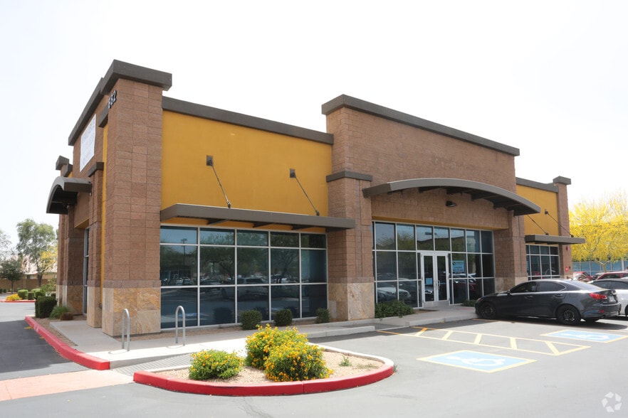 E Warner Rd, Gilbert, AZ 85296