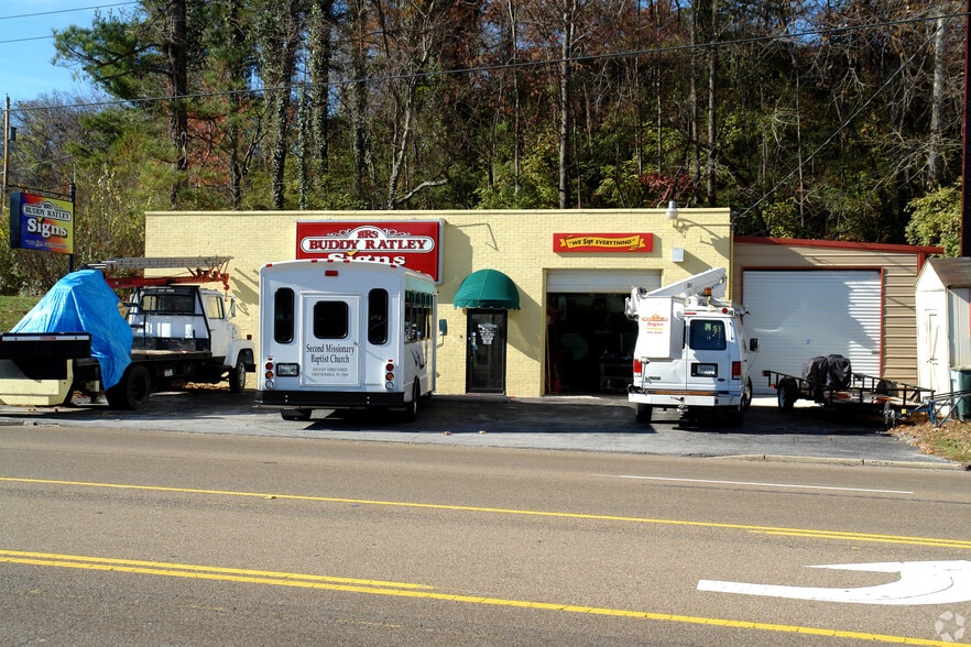 2205 Dayton Blvd, Chattanooga, TN for sale - Building Photo - Image 2 of 6