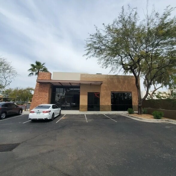 16841 N 31st Ave, Phoenix, AZ for sale - Building Photo - Image 2 of 17
