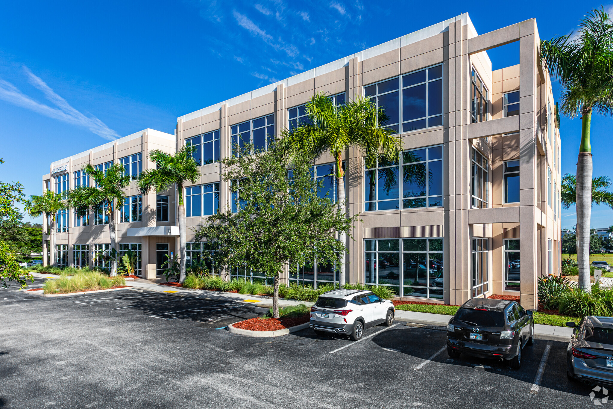 9160 Forum Corporate Pky, Fort Myers, Fl 33905 - Forum Corporate Park 