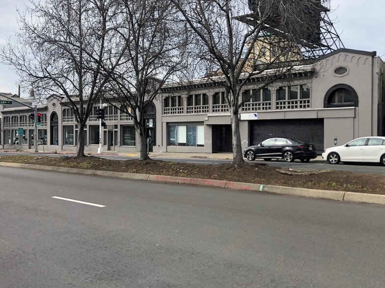 2801-2825 Broadway, Oakland, CA for lease - Building Photo - Image 3 of 11