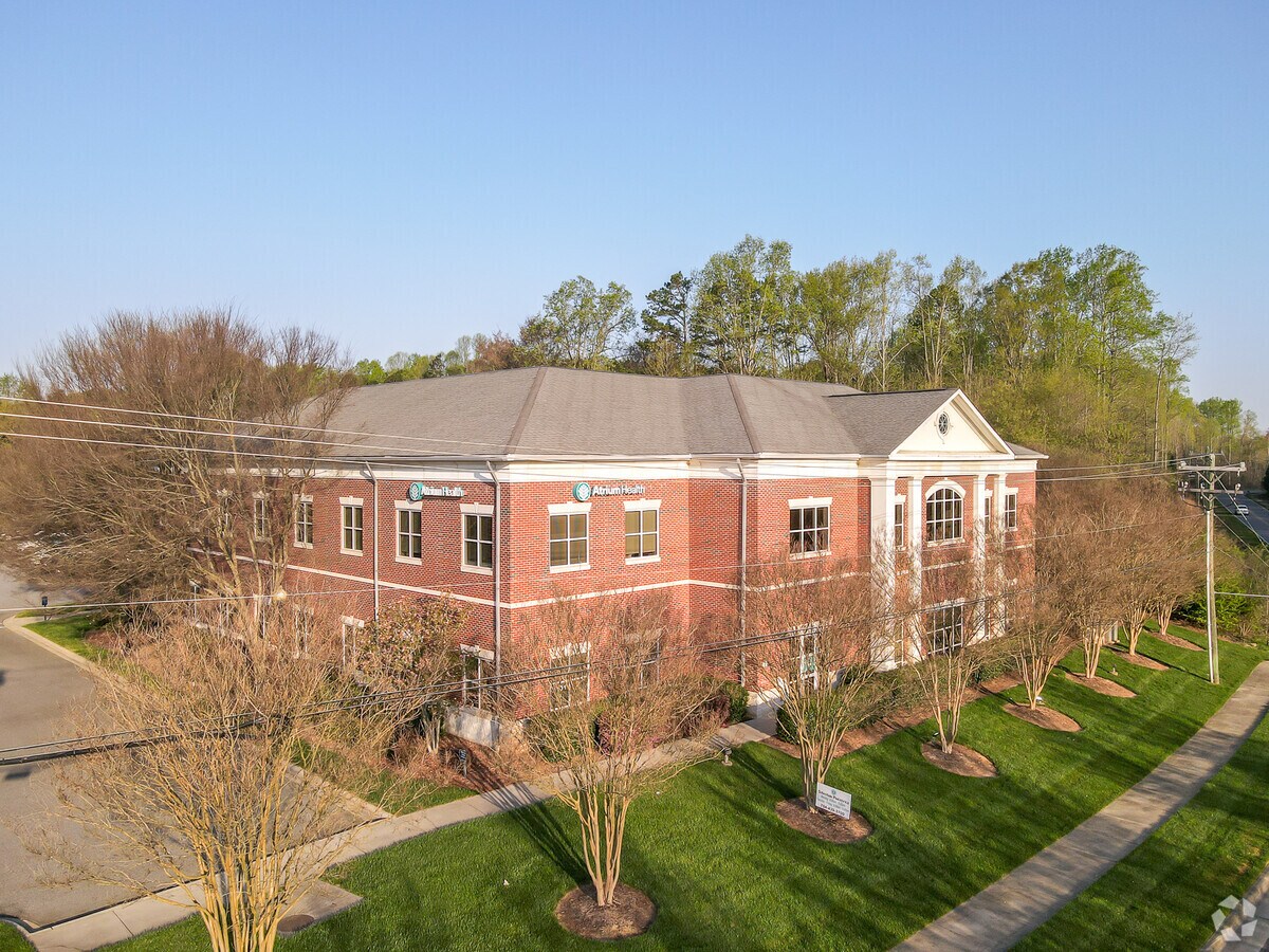 2101 Shiloh Church Rd, Davidson, NC 28036 Renaissance Square