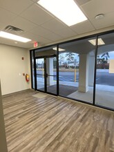 319 W General Screven Way, Hinesville, GA for lease Lobby- Image 2 of 9