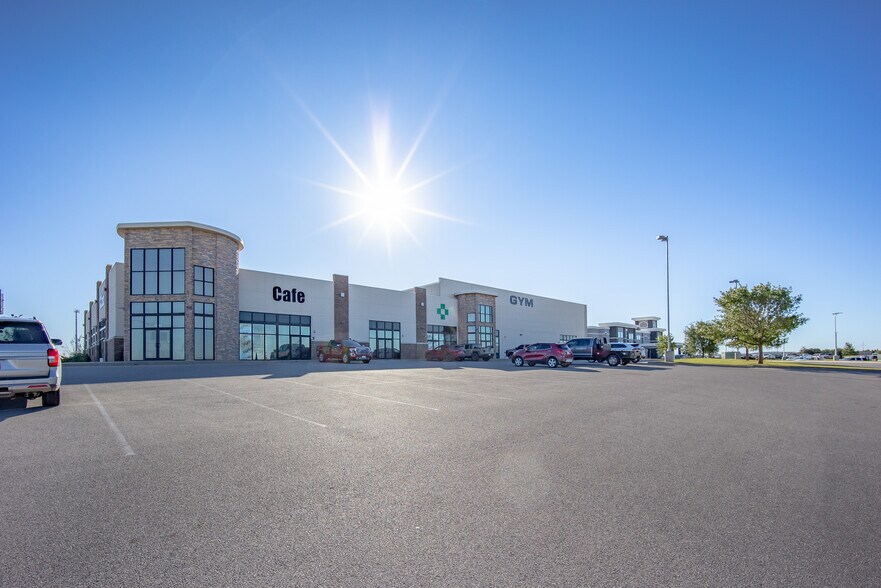 4200 Carriage Way, Weatherford, OK for sale - Building Photo - Image 3 of 84